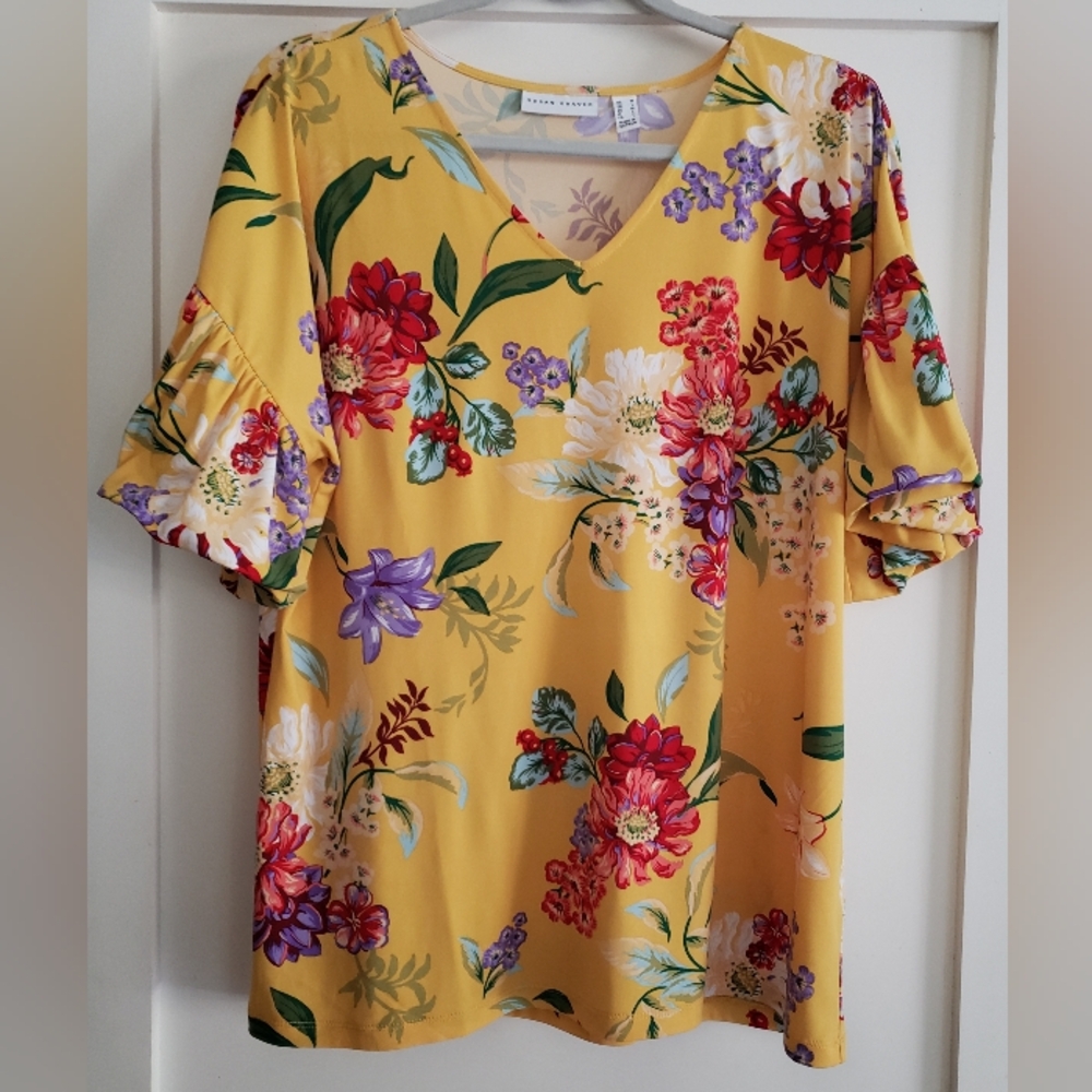 Susan Graver Top, Size M. Not Used